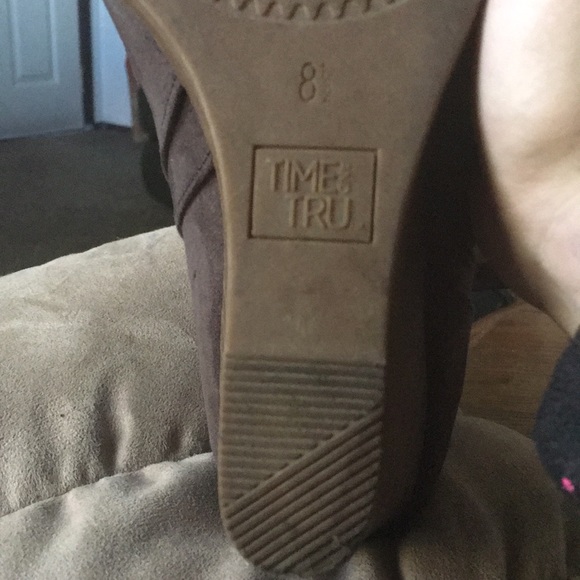 Wedges - Picture 5 of 5